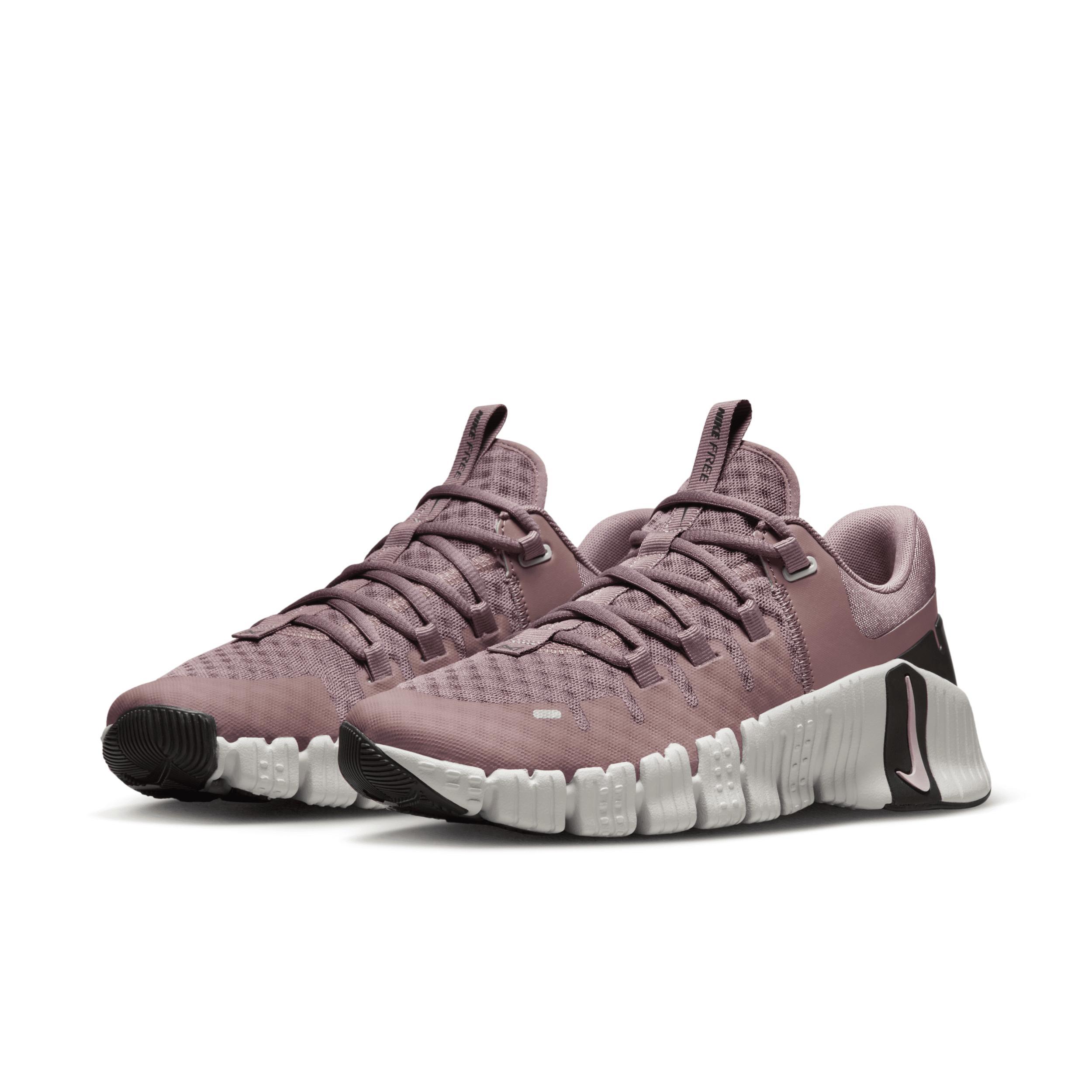 Nike Women's Free Metcon 5 Workout Shoes Product Image