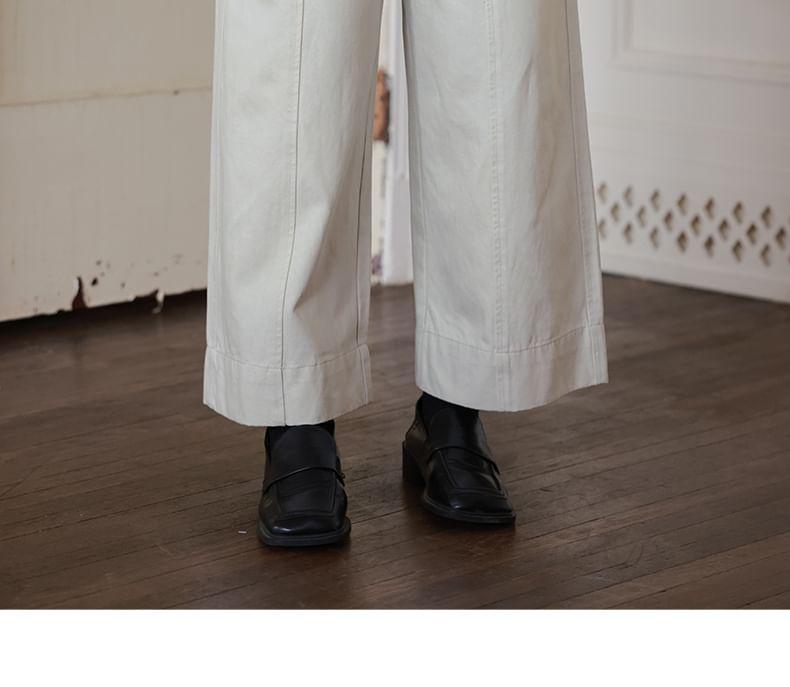 Mid Rise Plain Cropped Wide Leg Pants Product Image