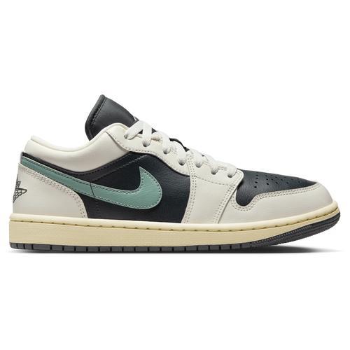 Women's Air Jordan 1 Low Shoes Product Image