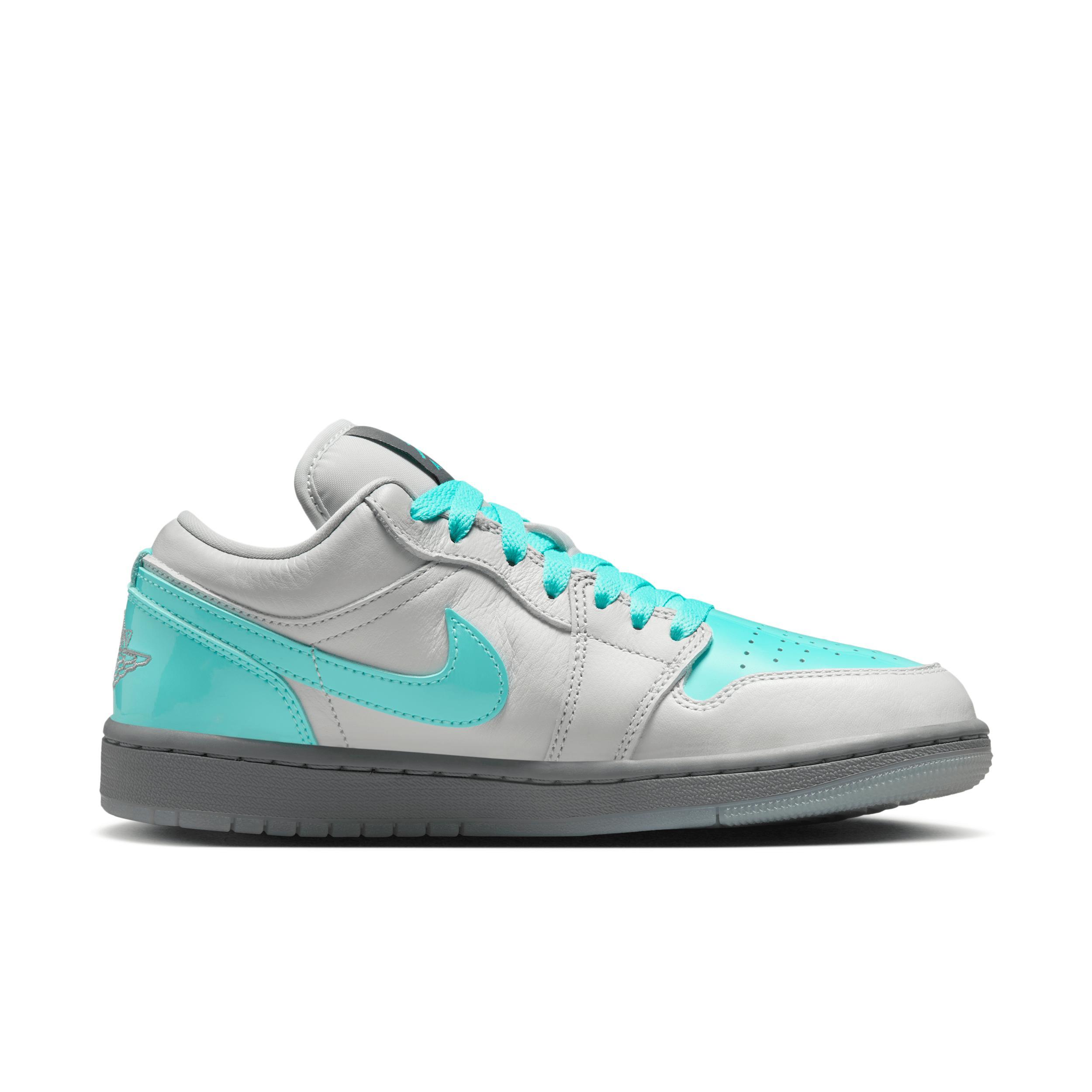 Women's Air Jordan 1 Low SE Shoes Product Image