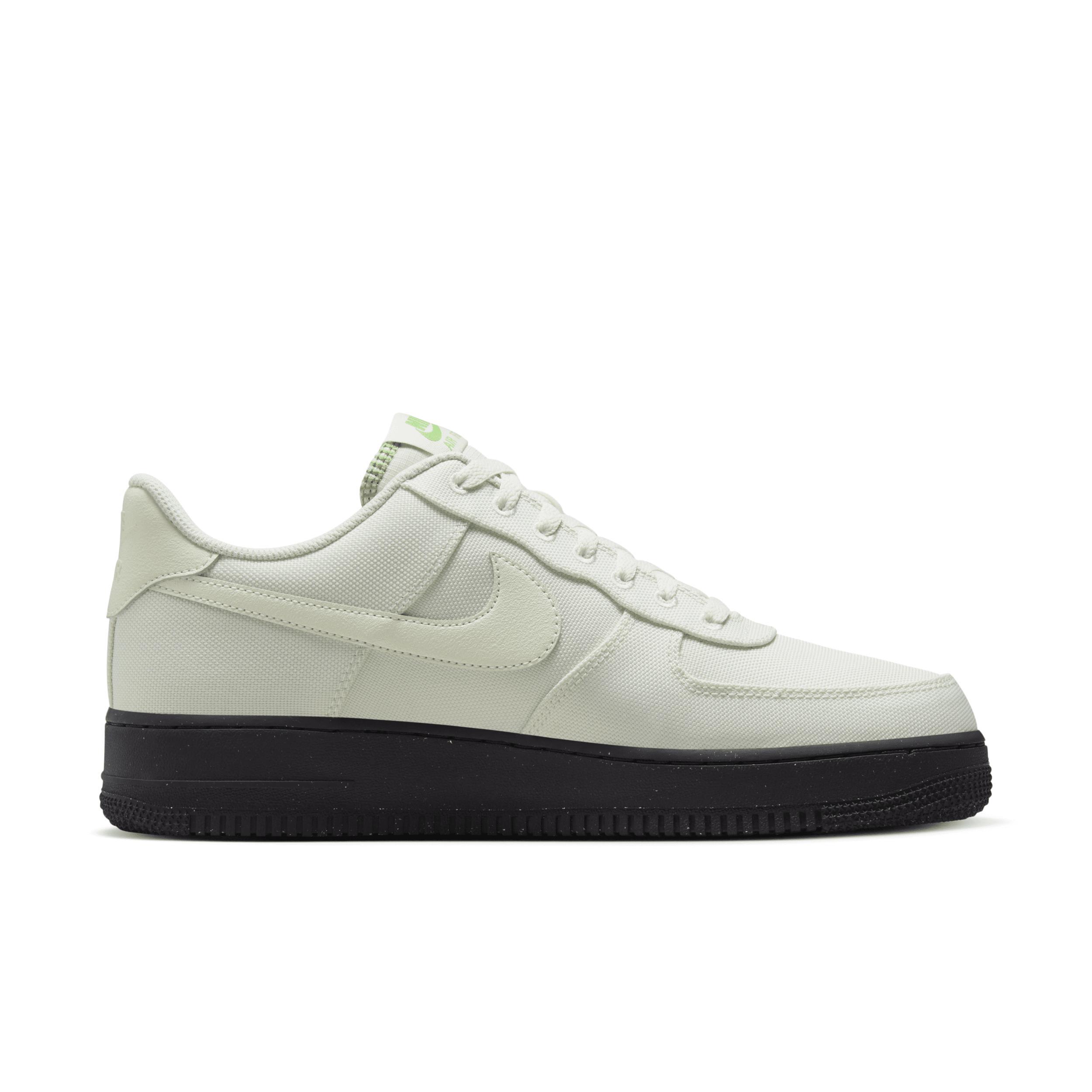 Nike Air Force 1 '07 LV8 Men's Shoes Product Image