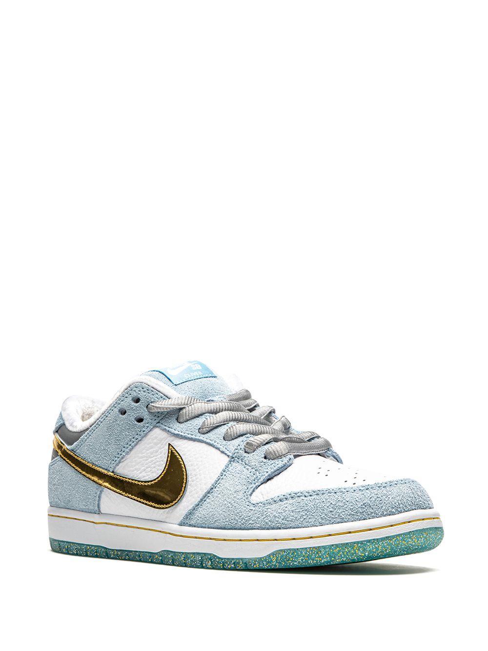 Sb Dunk Low Pro Sneakers In White Product Image