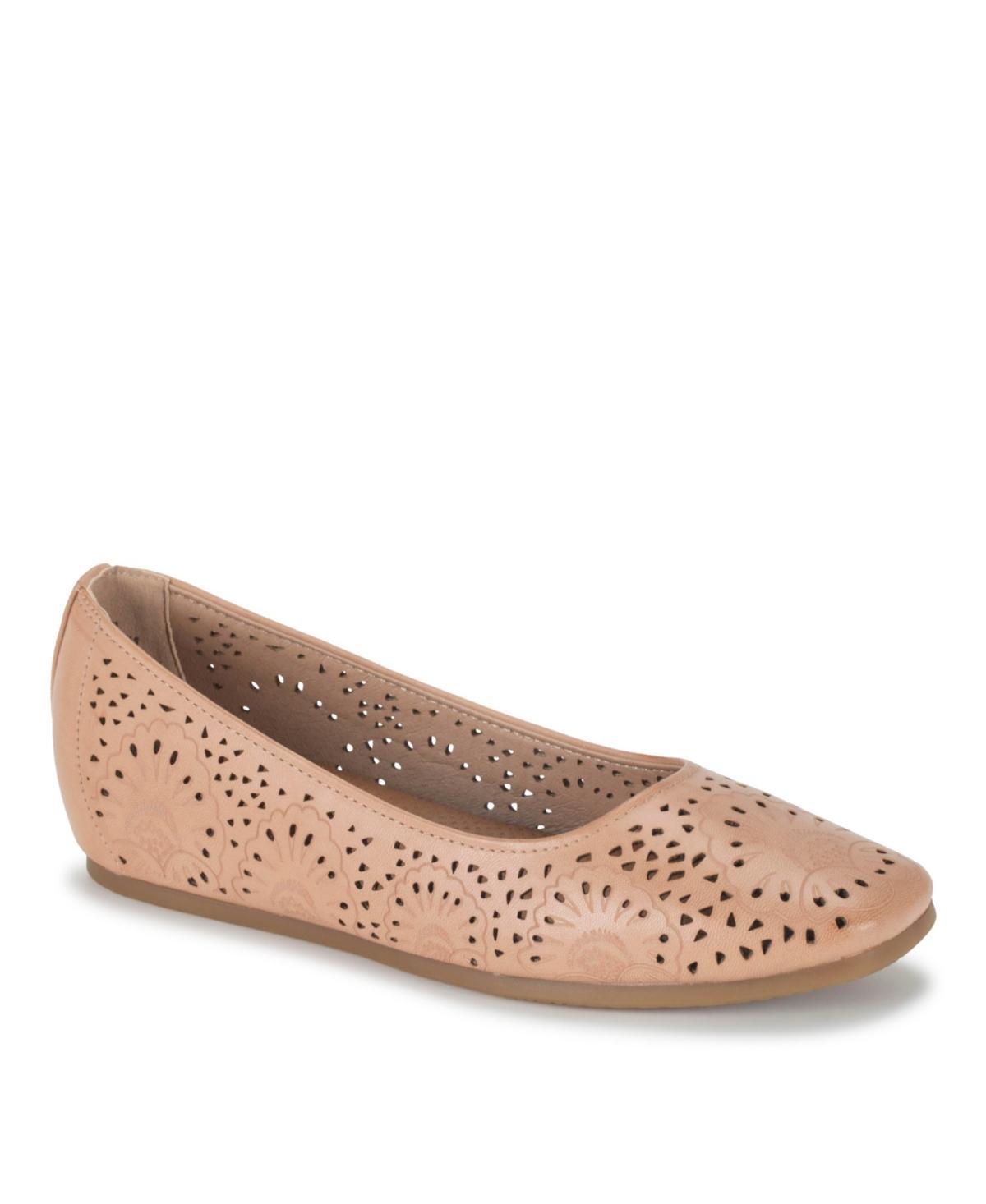 Baretraps Womens Chika Ballet Flats Product Image