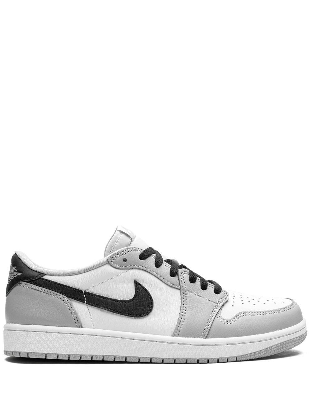 JORDAN Mens  Retro 1 Low Og In White/black/grey Product Image