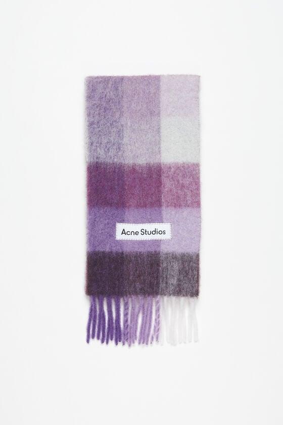 Mohair checked scarf Product Image