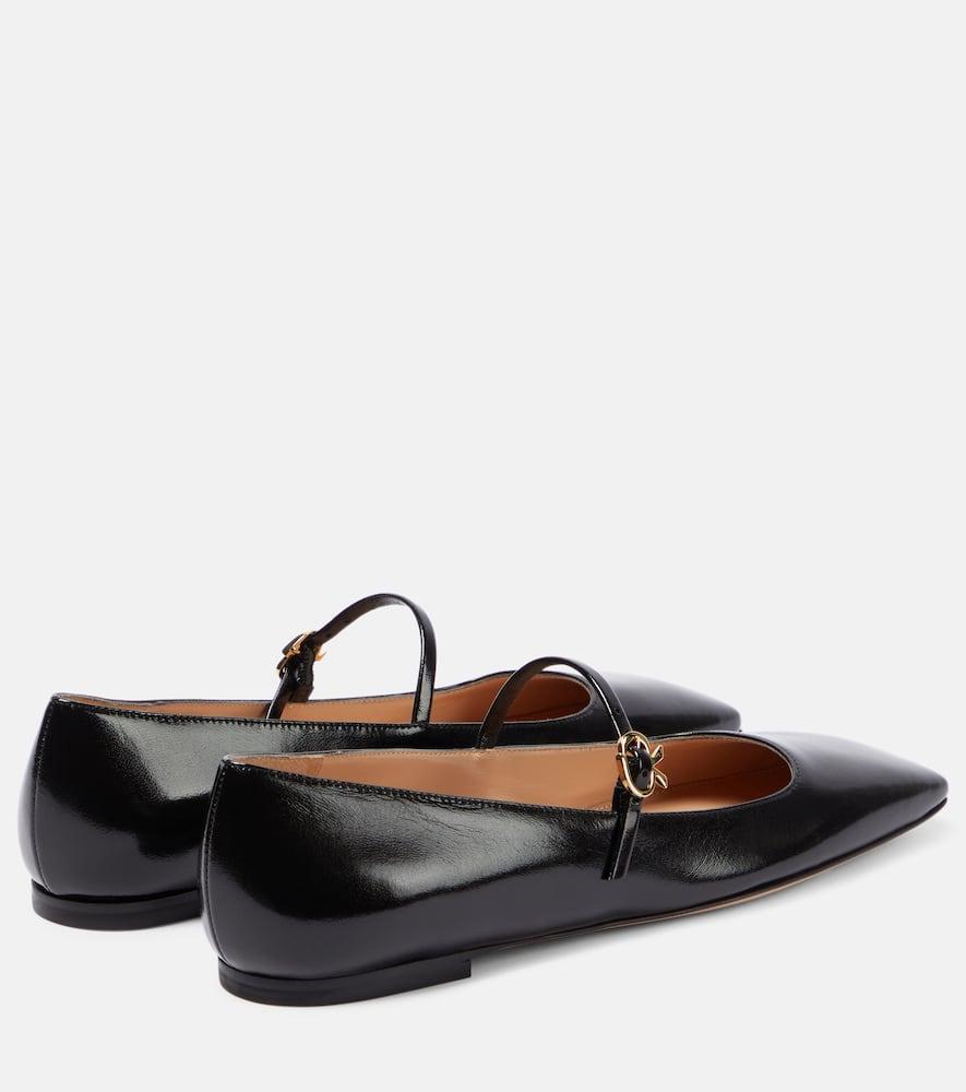 GIANVITO ROSSI Patent Leather Ballet Flats In Black Product Image