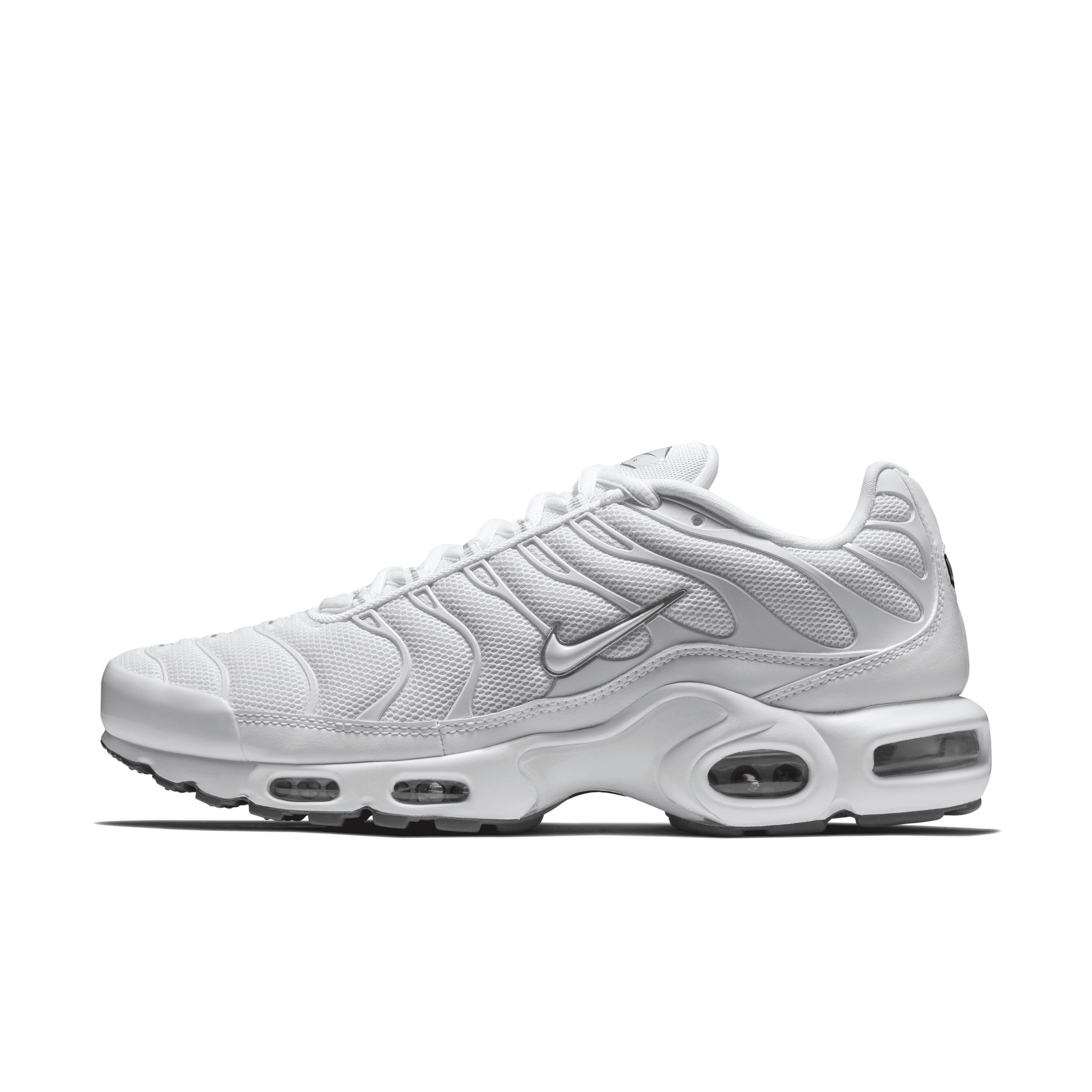 Nike Men's Air Max Plus Shoes Product Image