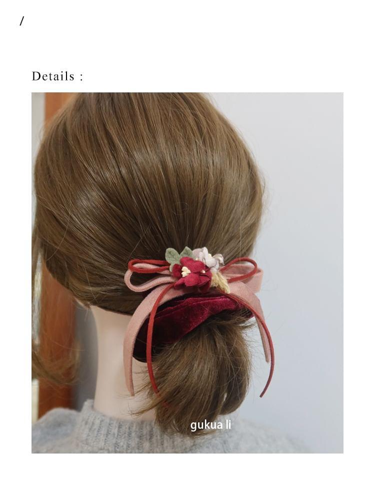 Flower Bow Velvet Scrunchie Product Image