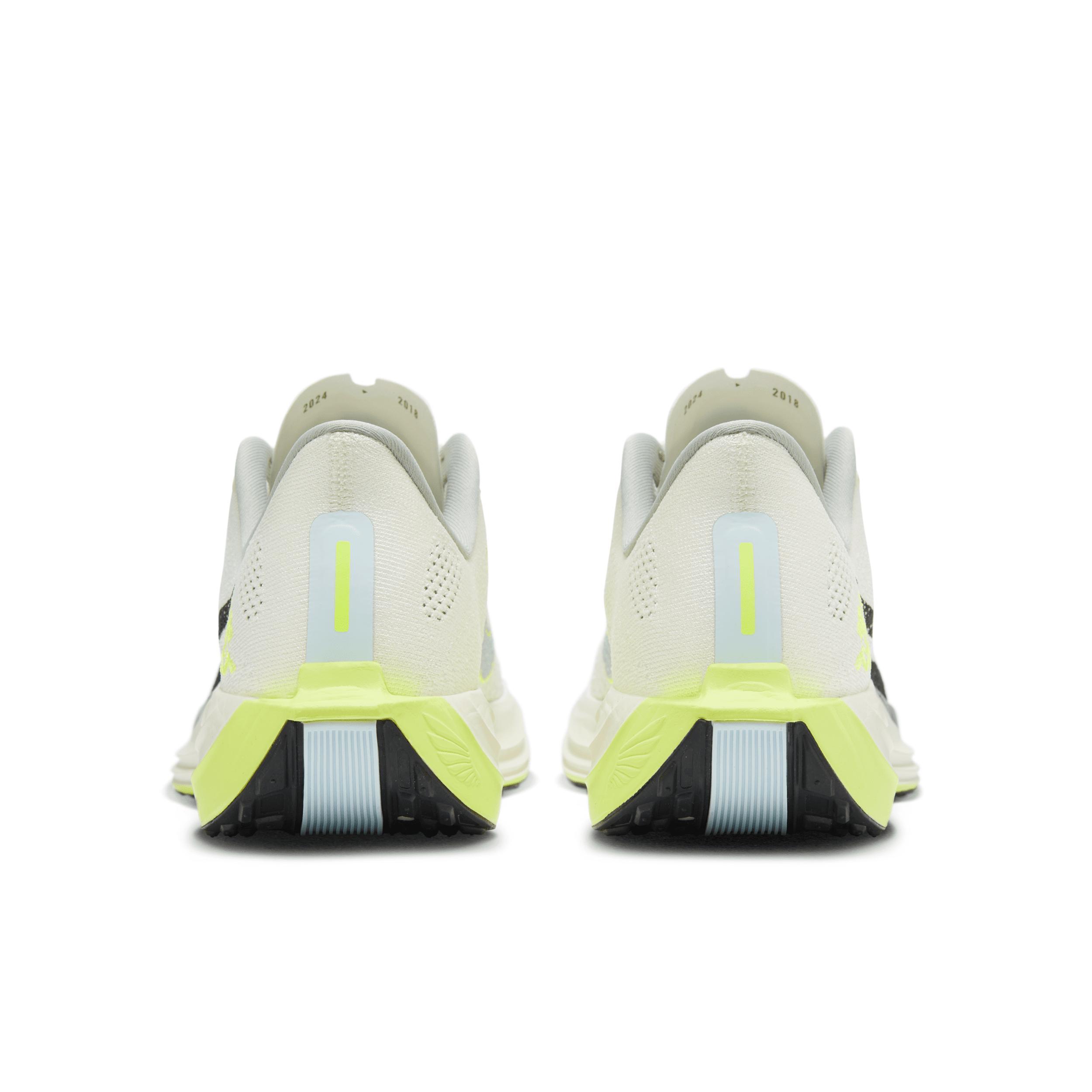 Nike Men's Pegasus Plus Road Running Shoes Product Image