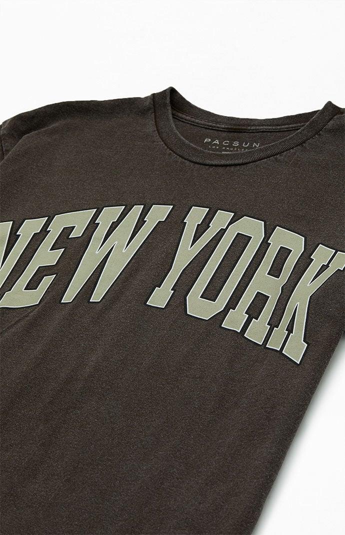 Men's New York Uni Vintage Wash T-Shirt Product Image