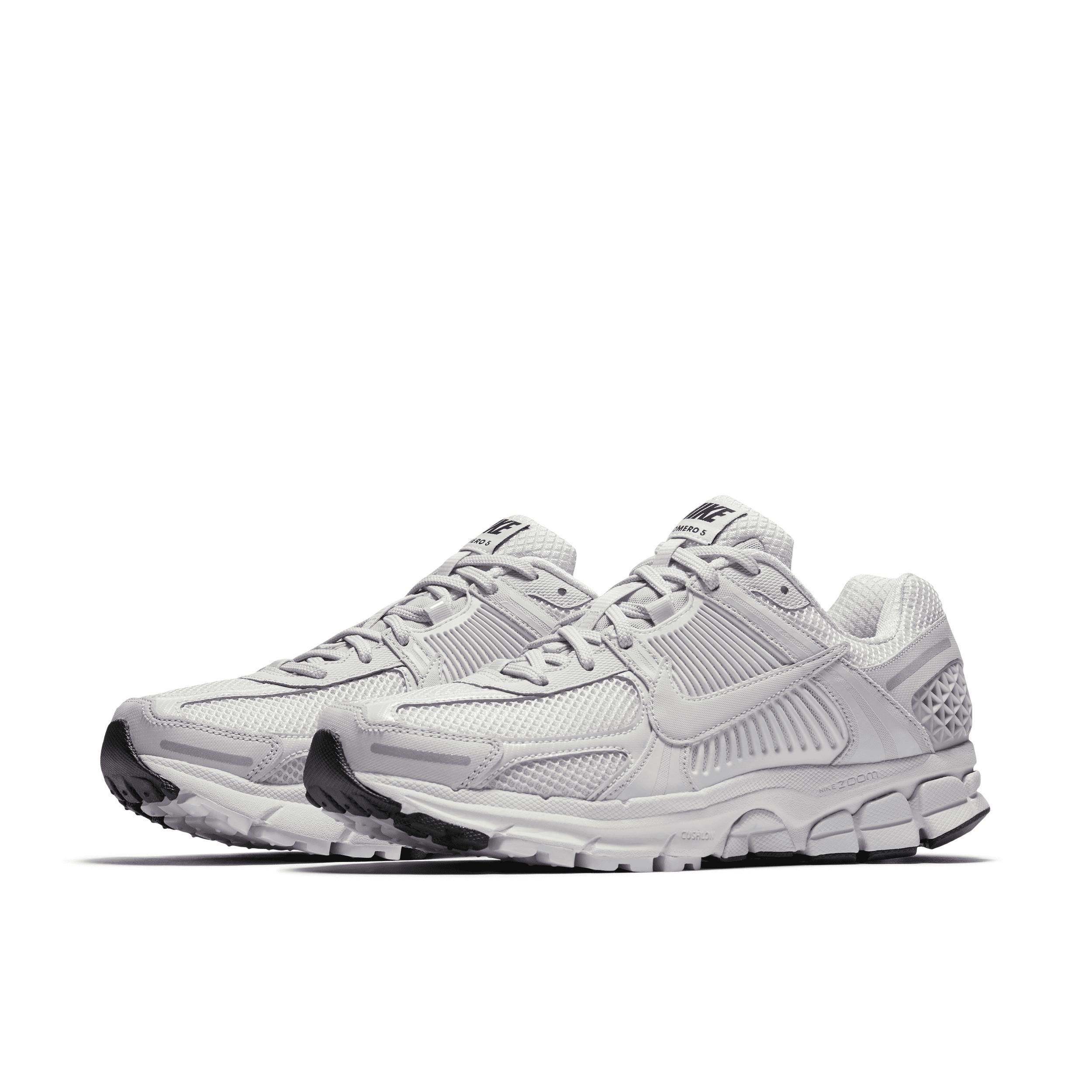 Nike Mens Vomero 5 Shoes Product Image