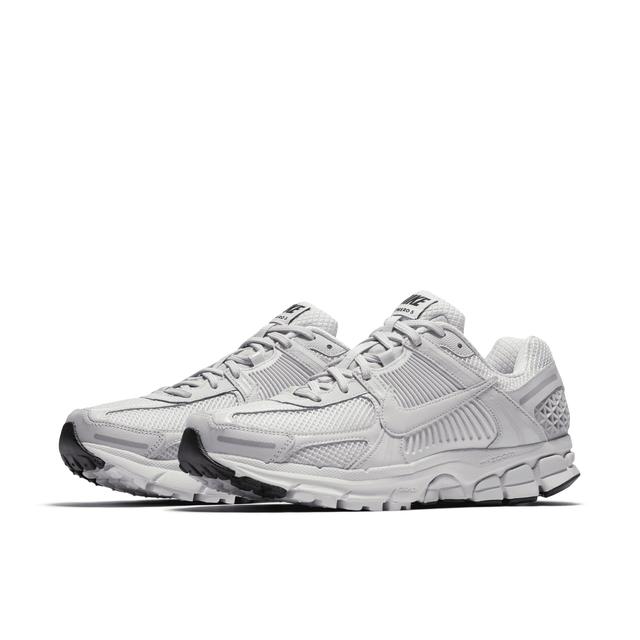 Nike Zoom Vomero 5 Sp Sneakers in Grey. - size 12.5 (also in 10, 10.5, 11, 7.5, 8, 8.5, M10 / W11.5, M10.5 / W12, M11 / W12.5, M11.5 / W13, M12 / W13. Product Image