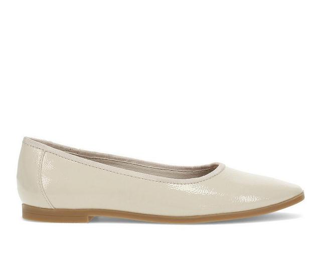 Women's Baretraps Tania Flats Product Image