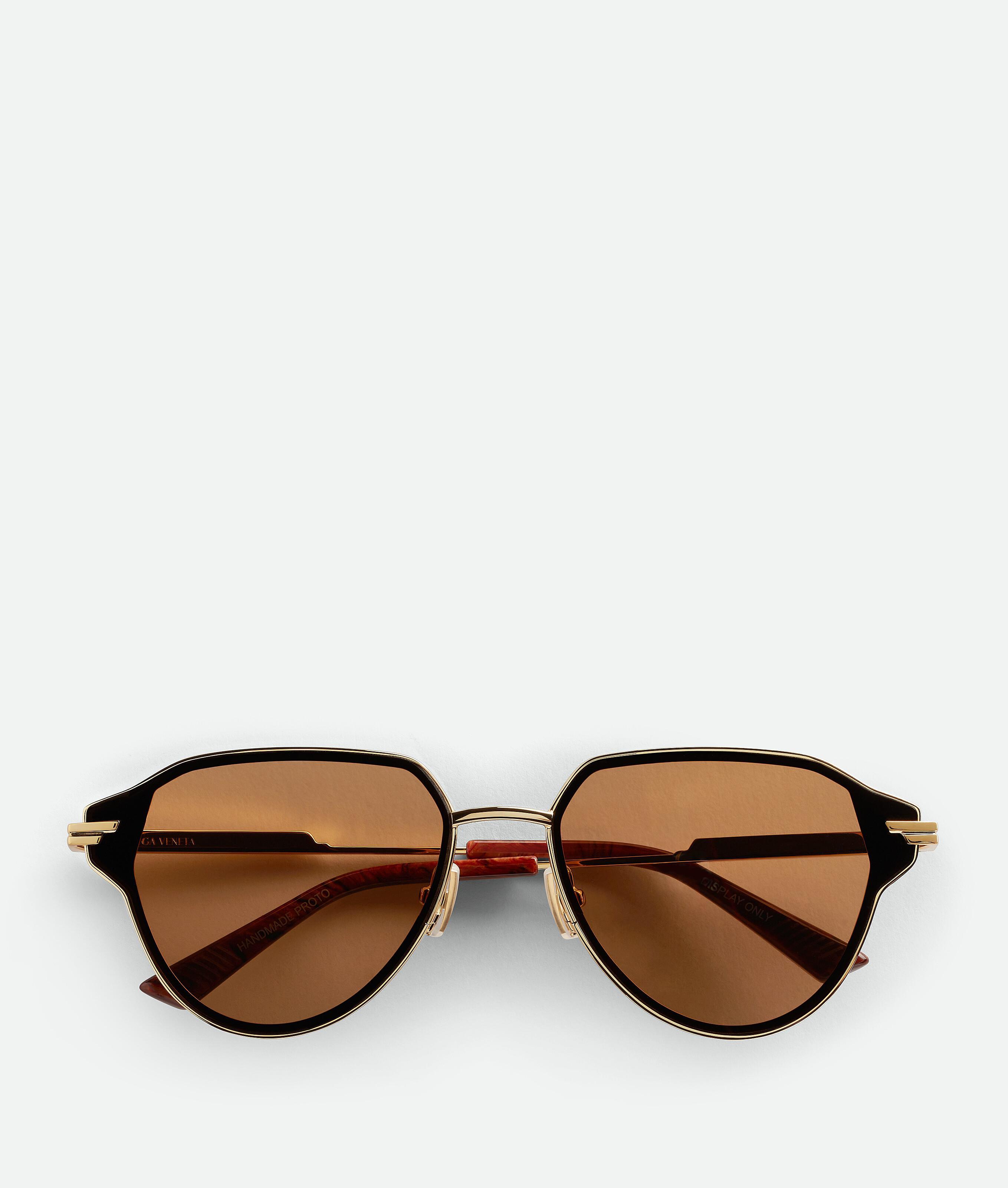 Glaze Metal Aviator Sunglasses in Gold / Brown Product Image