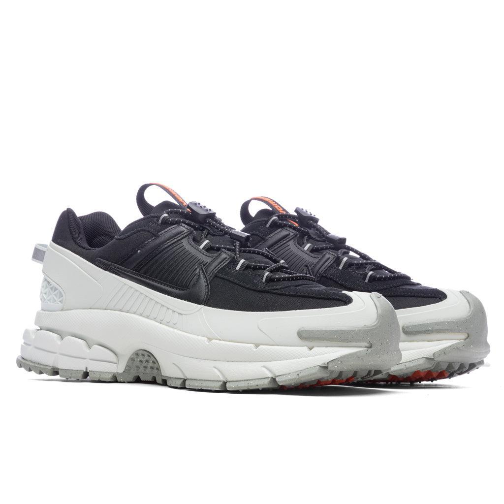 Zoom Vomero Roam - Black/Light Silver/Jade Horizon Male Product Image