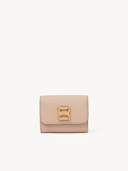 Small Marcie tri-fold in grained leather Product Image