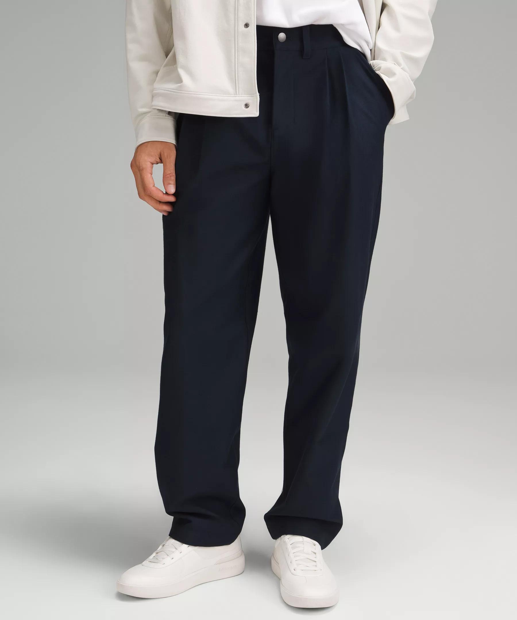 Utilitech Twill Relaxed Pleated Trouser Product Image