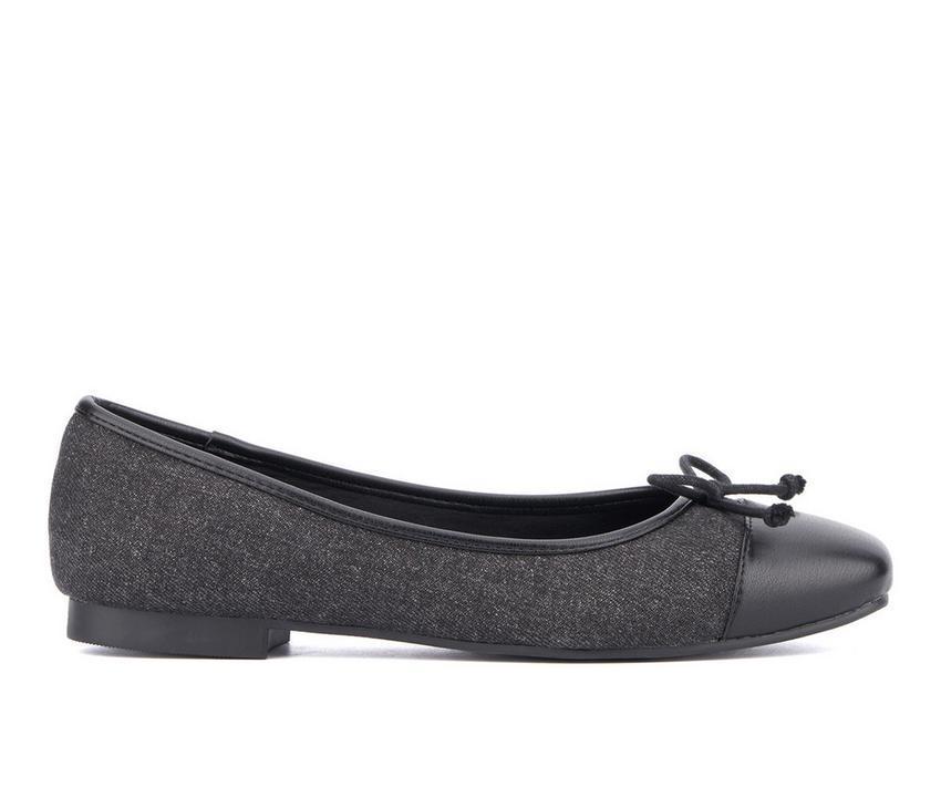 Women's New York and Company Patricia Flats Product Image