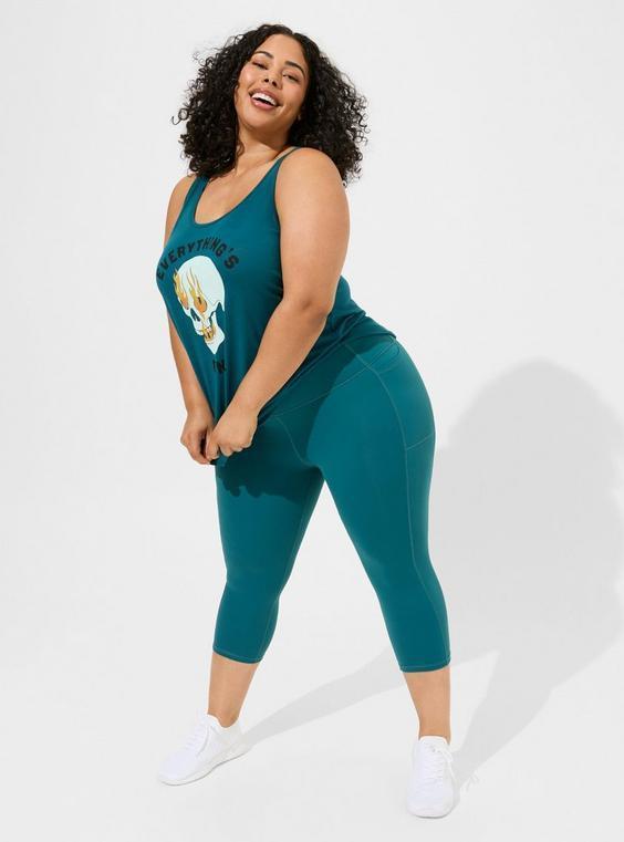 Performance Core Capri Active Legging With Side Pockets Product Image