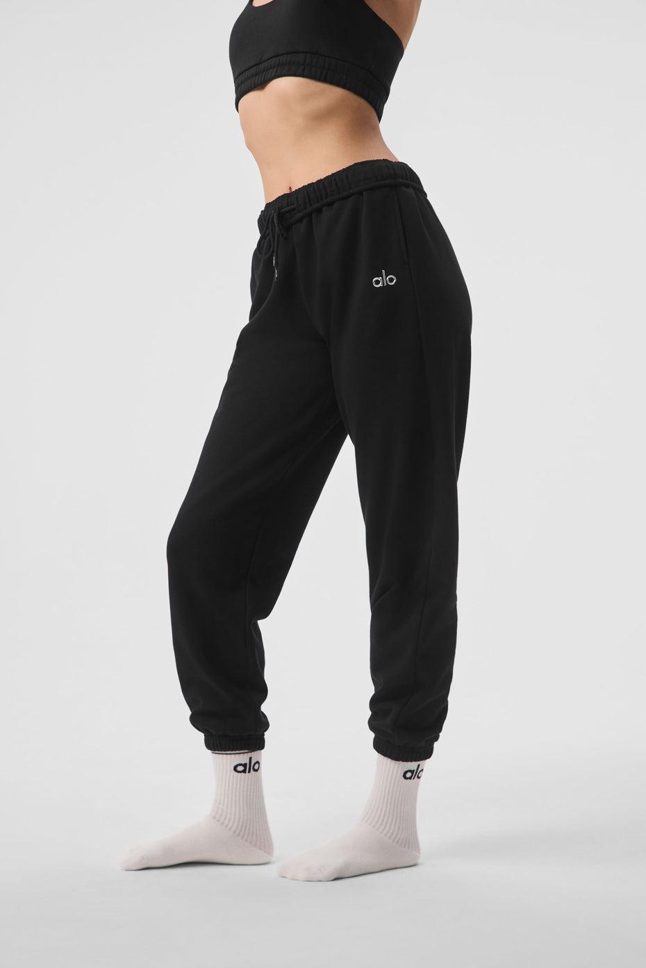 Accolade Sweatpant - Black Male product image