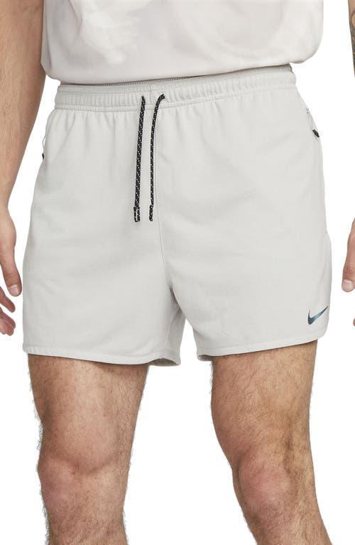 Nike Run Division Stride Running Shorts Product Image