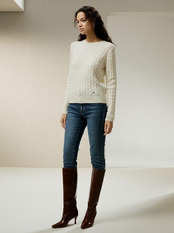 Classic Cable Knit Sweater with Ribbed Edges Product Image