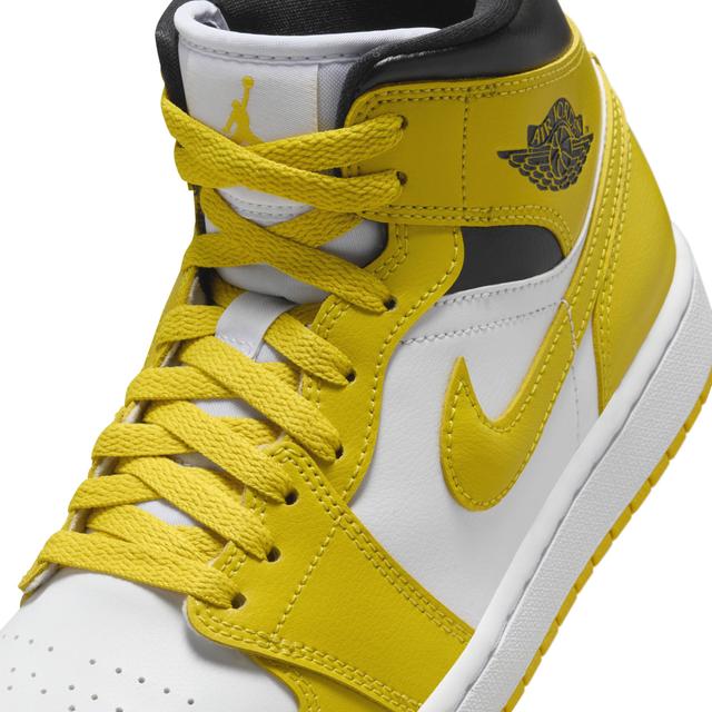 Women's Air Jordan 1 Mid Shoes Product Image