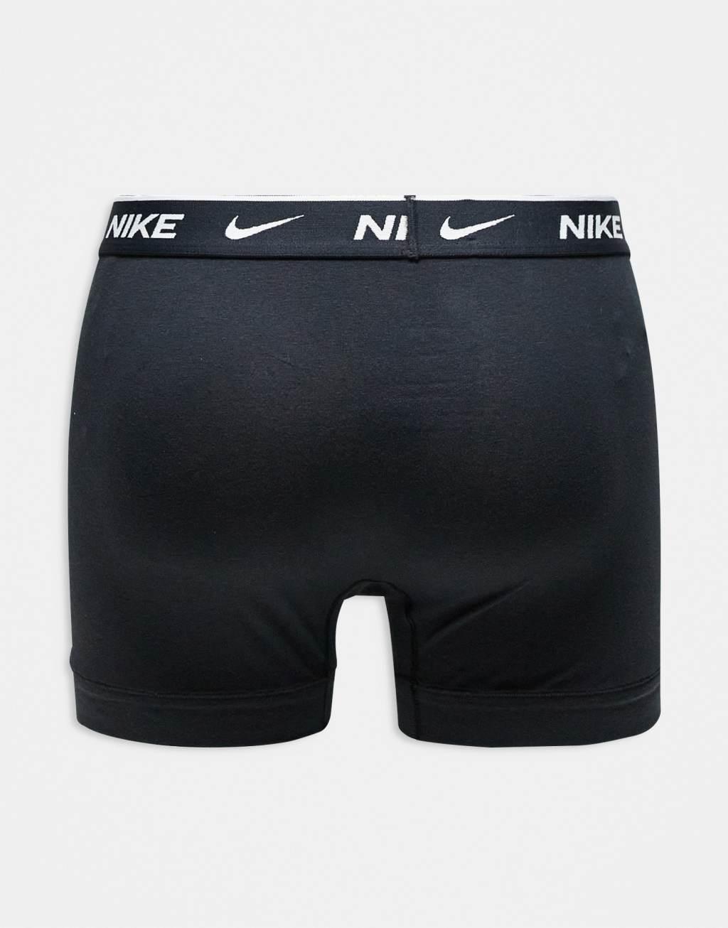 Nike Everyday Cotton Stretch 3 pack trunk with colored waistband in blue/gold/black Product Image