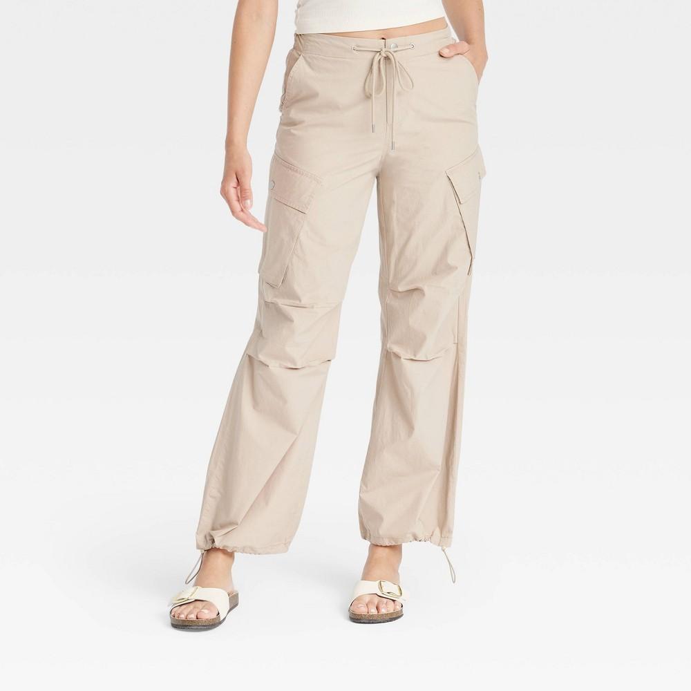 Womens Mid-Rise Straight Leg Cargo Pants - Universal Thread Tan product image