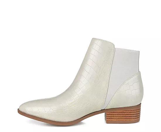 Journee Collection Womens Cerise Bootie Product Image