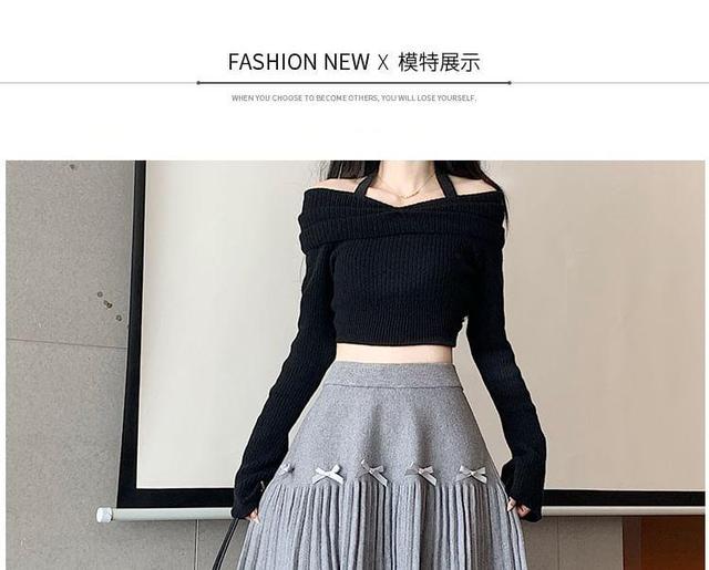 High Rise Plain Bow Accent Pleated Knit Mini A-Line Skirt Product Image