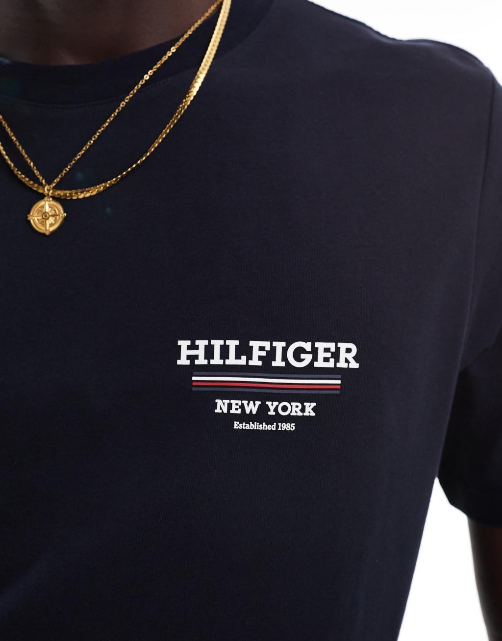 Tommy Hilfiger left chest logo t-shirt in navy Product Image