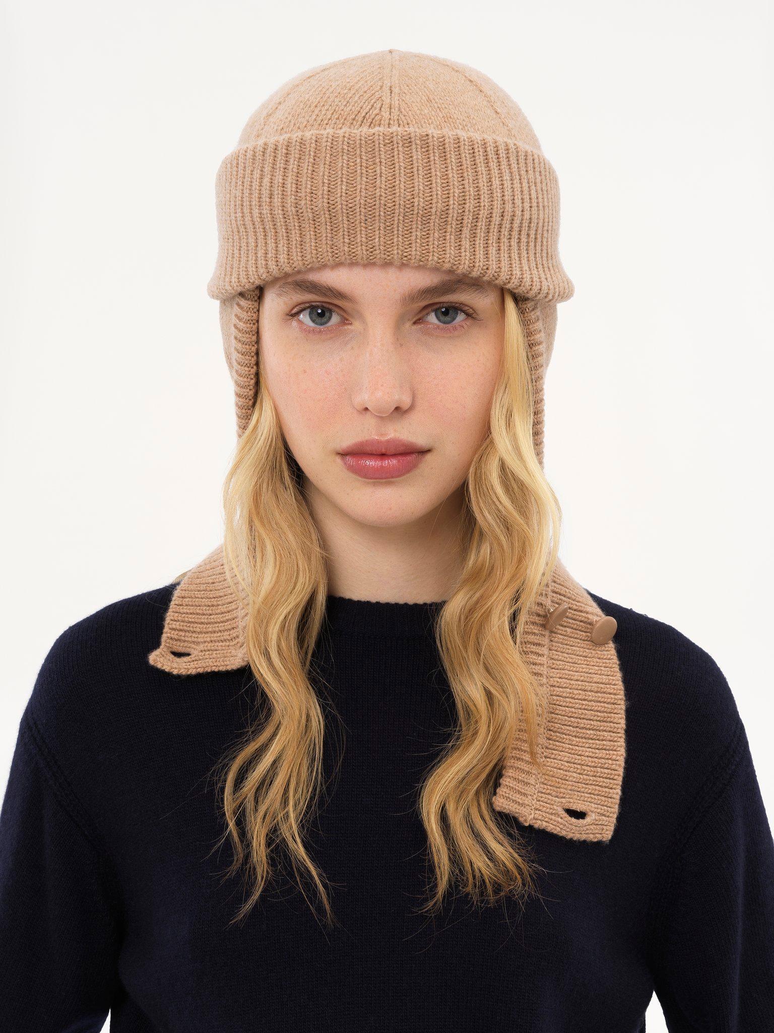 The Chloé Signature Knit balaclava in wool & cashmere Product Image