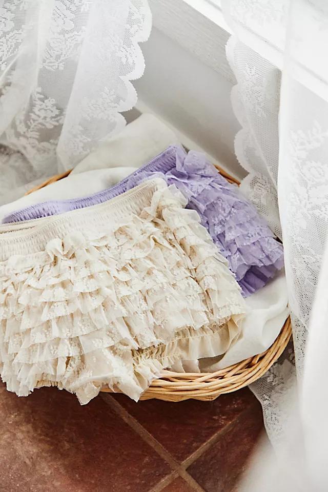 Feeling For Lace Shorties Product Image