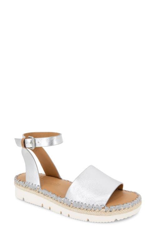 Gentle Souls by Kenneth Cole Womens Lucille Platform Sandals Product Image