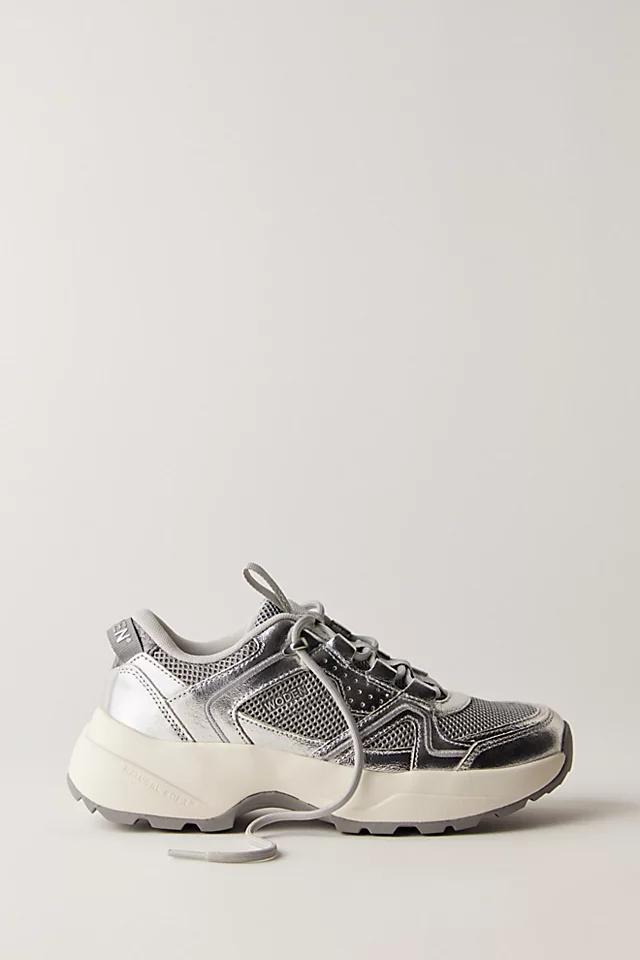 Maya Sneakers Product Image