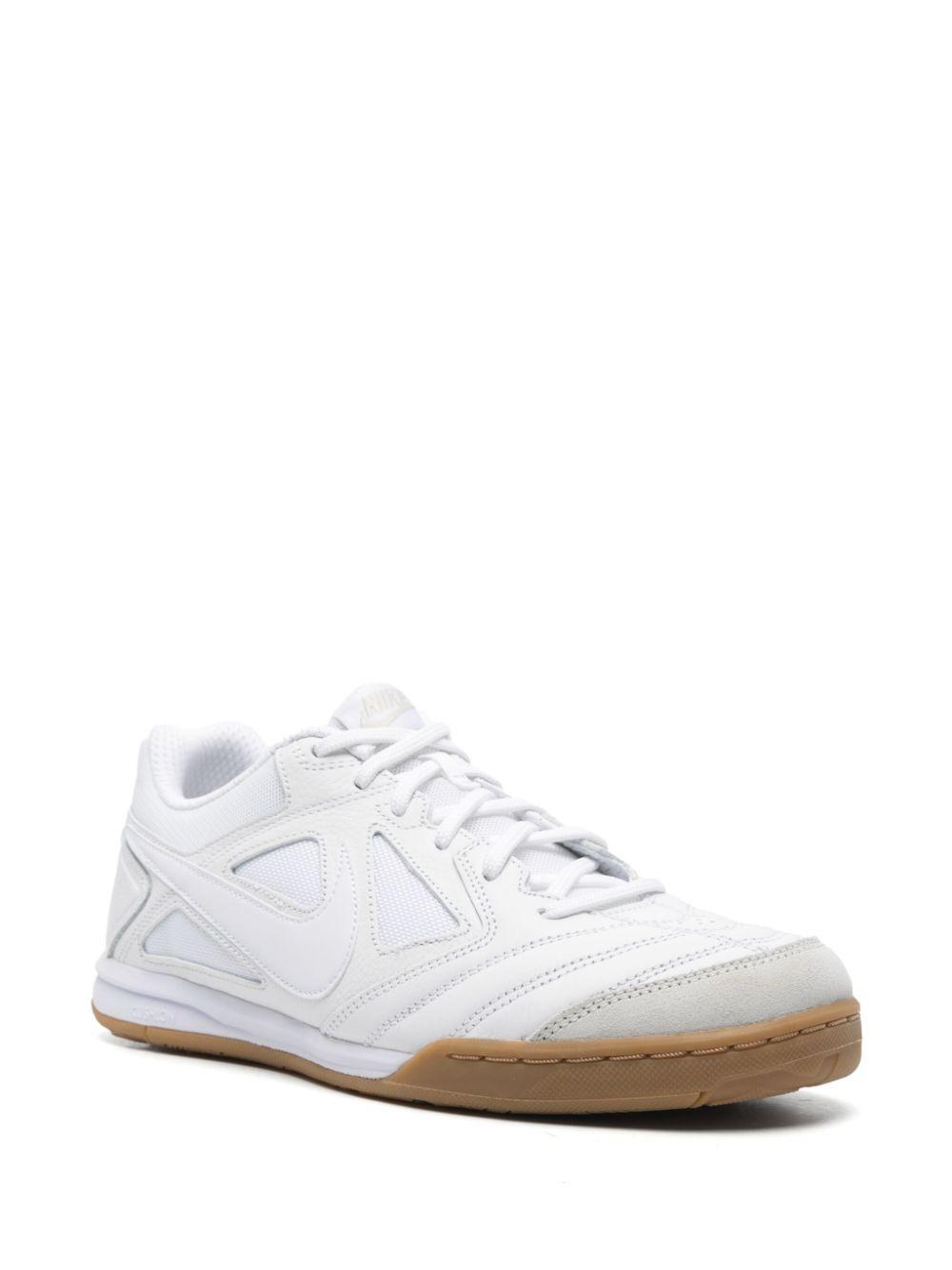 NIKE Mens  Gato Logo-embroidered Leather Low-top Trainers In White Product Image