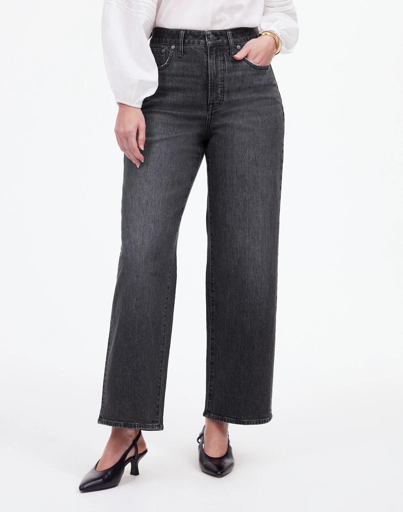 The Tall Curvy Perfect Vintage Wide-Leg Crop Jean Product Image