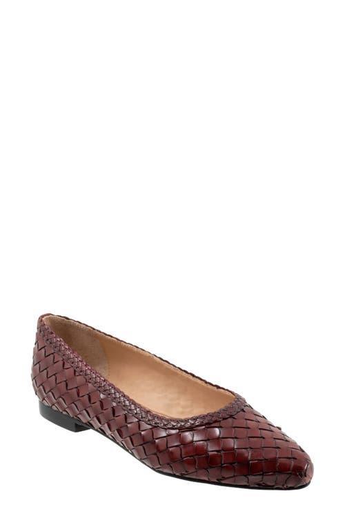 Trotters Emmie Flat Product Image