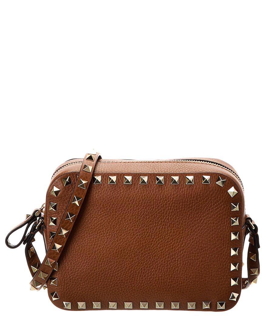 Rockstud Grainy Leather Camera Bag In Brown Product Image