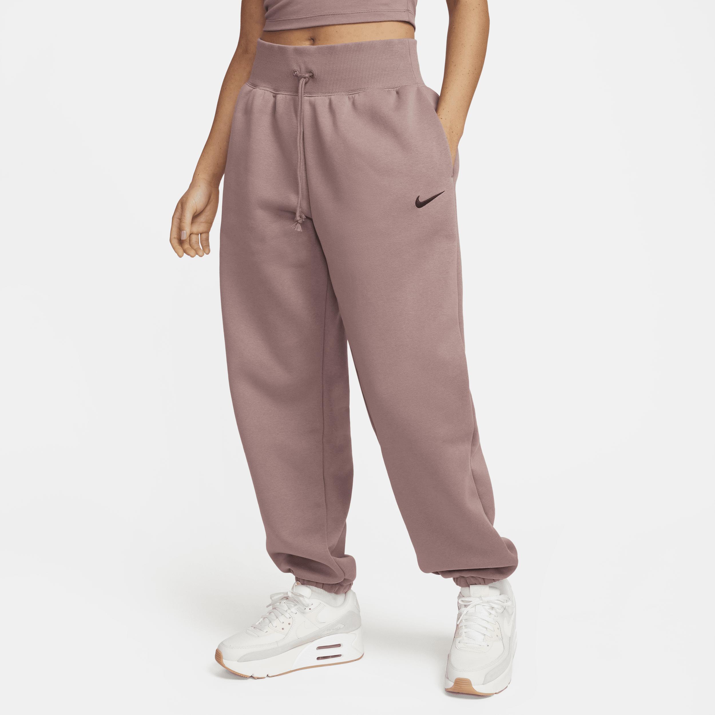 Women's Nike Sportswear Phoenix Fleece High-Waisted Oversized Sweatpants Product Image