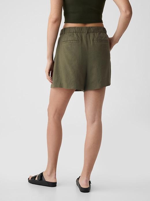 365 High Rise Linen-Blend Shorts Product Image