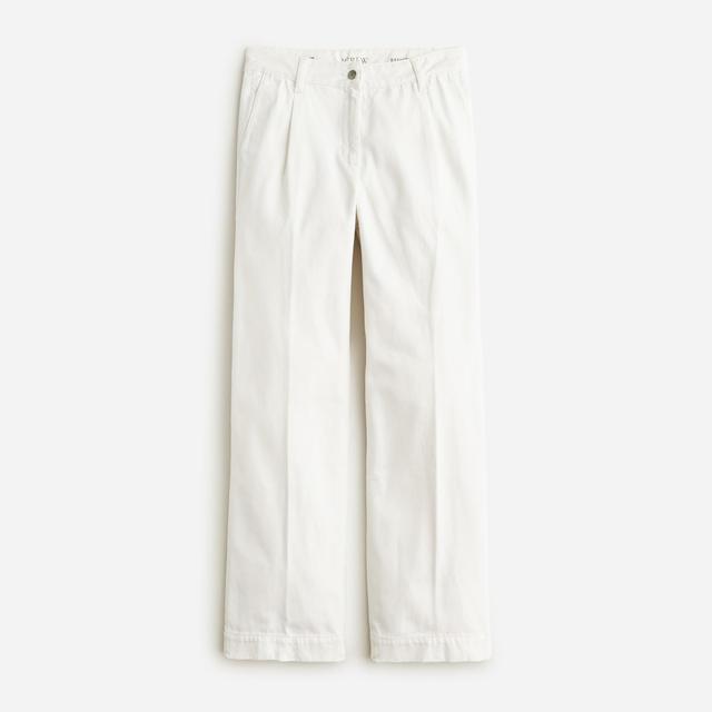 Wide-leg essential jean in white Product Image