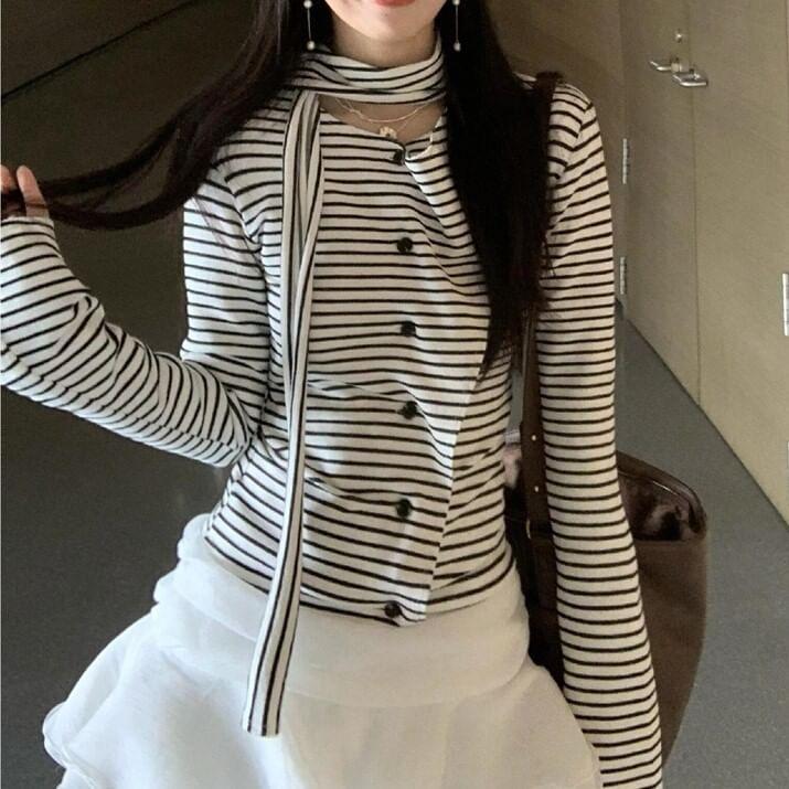 Long-Sleeve Crewneck Striped Button-Up Top Product Image