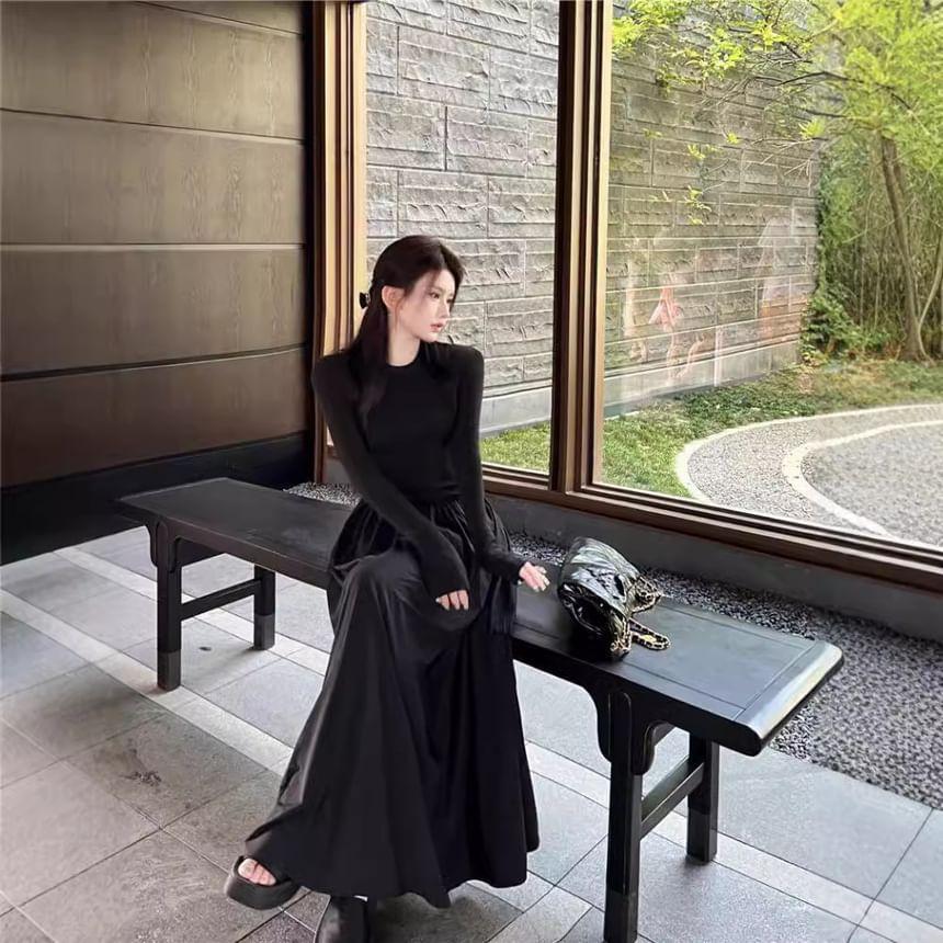 Long-Sleeve Crew Neck Plain Maxi A-Line Dress Product Image