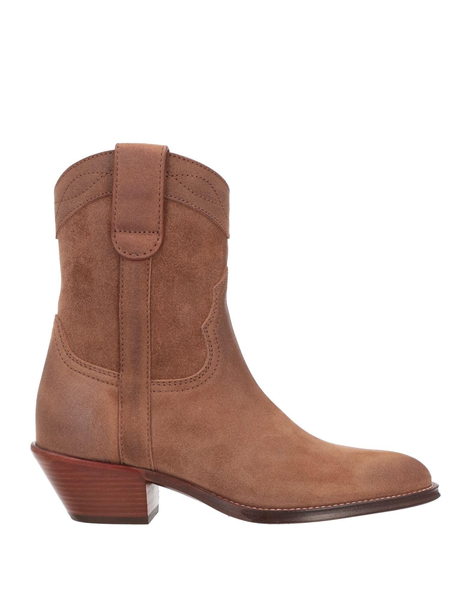 SAINT LAURENT Ankle Boots In Camel product image