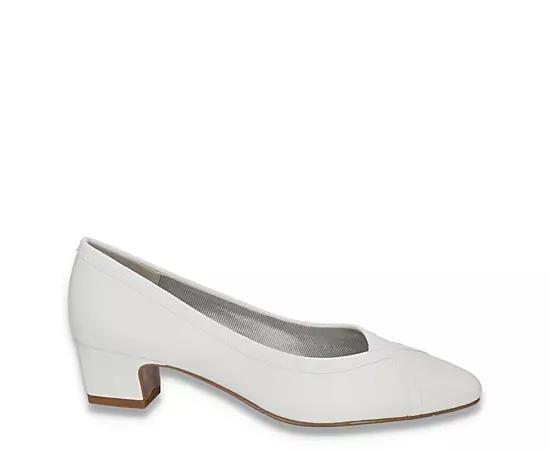 Easy Street Womens Myrtle Pump Product Image