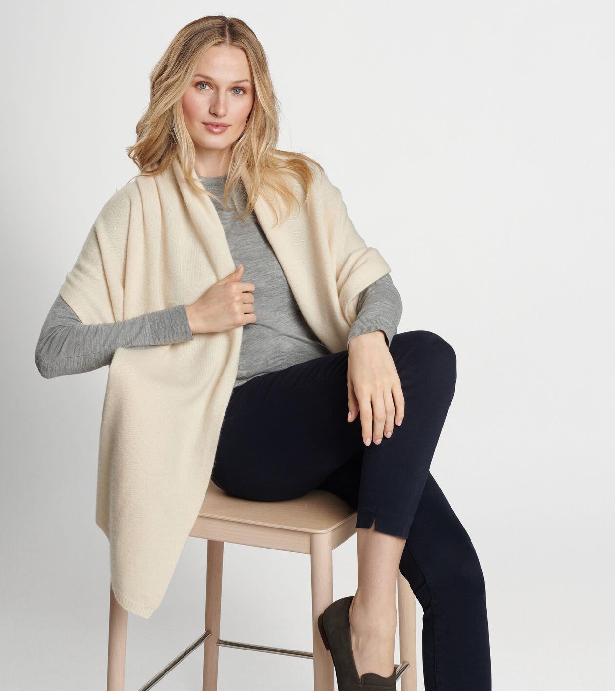 Cashmere Scarf Product Image