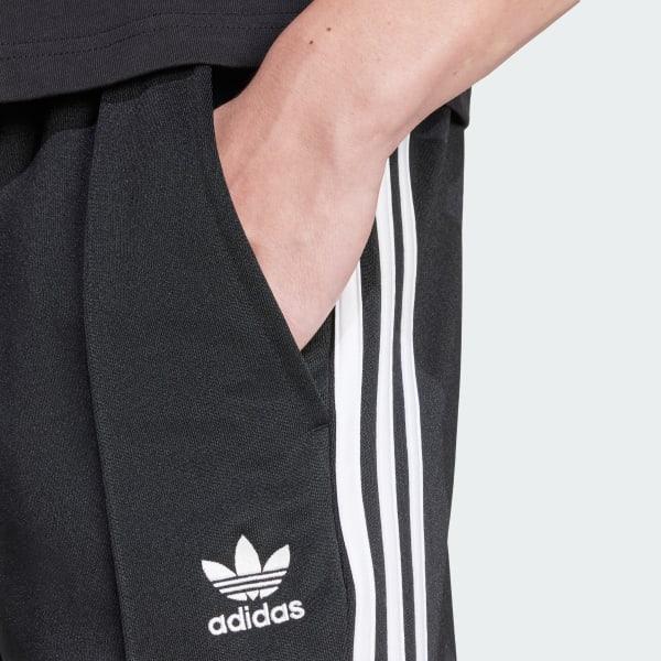 Adicolor 70s Track Pants Product Image