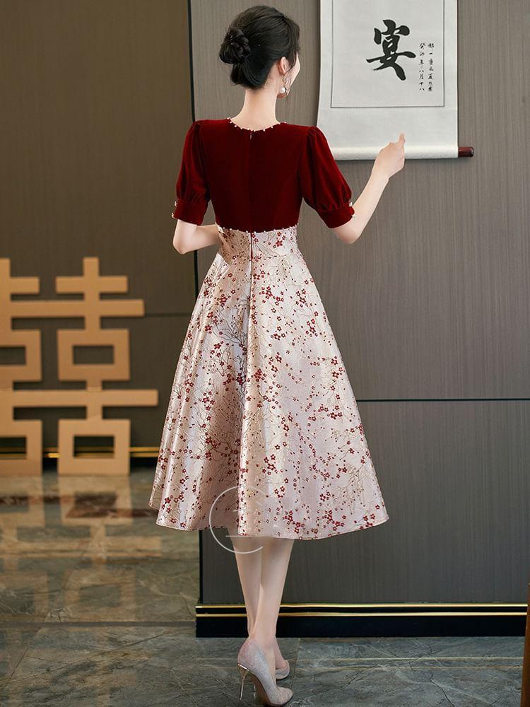 Short-Sleeve Square Neck Faux Pearl Button Velvet Panel Jacquard Midi A-Line Cocktail Dress Product Image